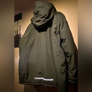 GREEN WINTER/SNOW COAT